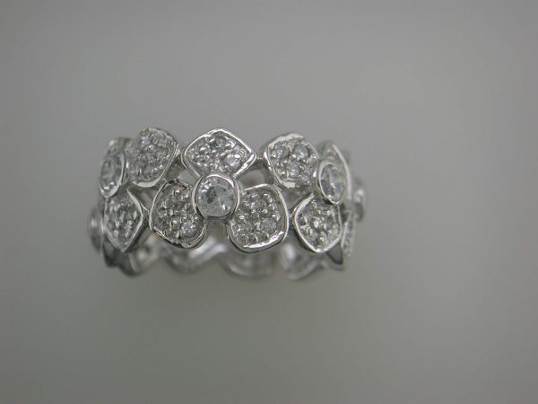STERLING SILVER CZ RING .