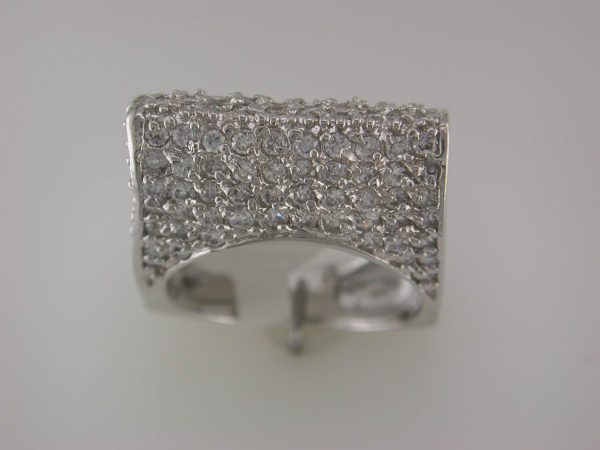 STERLING SILVER CZ RING. SIZE 7.  9.5 GRAMS.