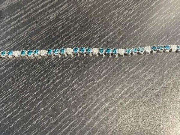14K WHITE GOLD BLUE AND WHITE DIAMOND BRACELET 14.00CT TCW