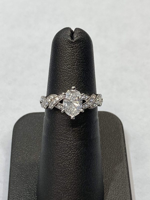 14K W/G KNOT TWIST DIAMOND RING WEIGHING APPROX. 2.3DWT, GIA CERT# 1172957138 1 OVAL BRILLIANT 0.95CT,    COLOR-F, CLARITY-VS2, & 36 ROUND BRILLIANT CUT DIAMONDS MEASURING APPROX. 0.25CT, COLOR-G, CLARITY-SI1