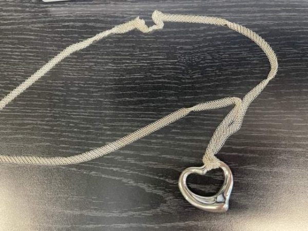 STERLING SILVER TIFFANY MESH CHAIN WITH HEART PENDANT