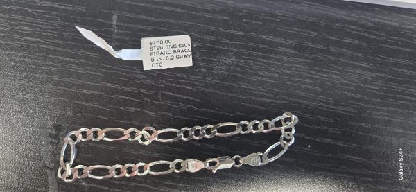 STERLING SILVER FIGARO LINK BRACELET.8 INCHES. 6.2 GRAMS