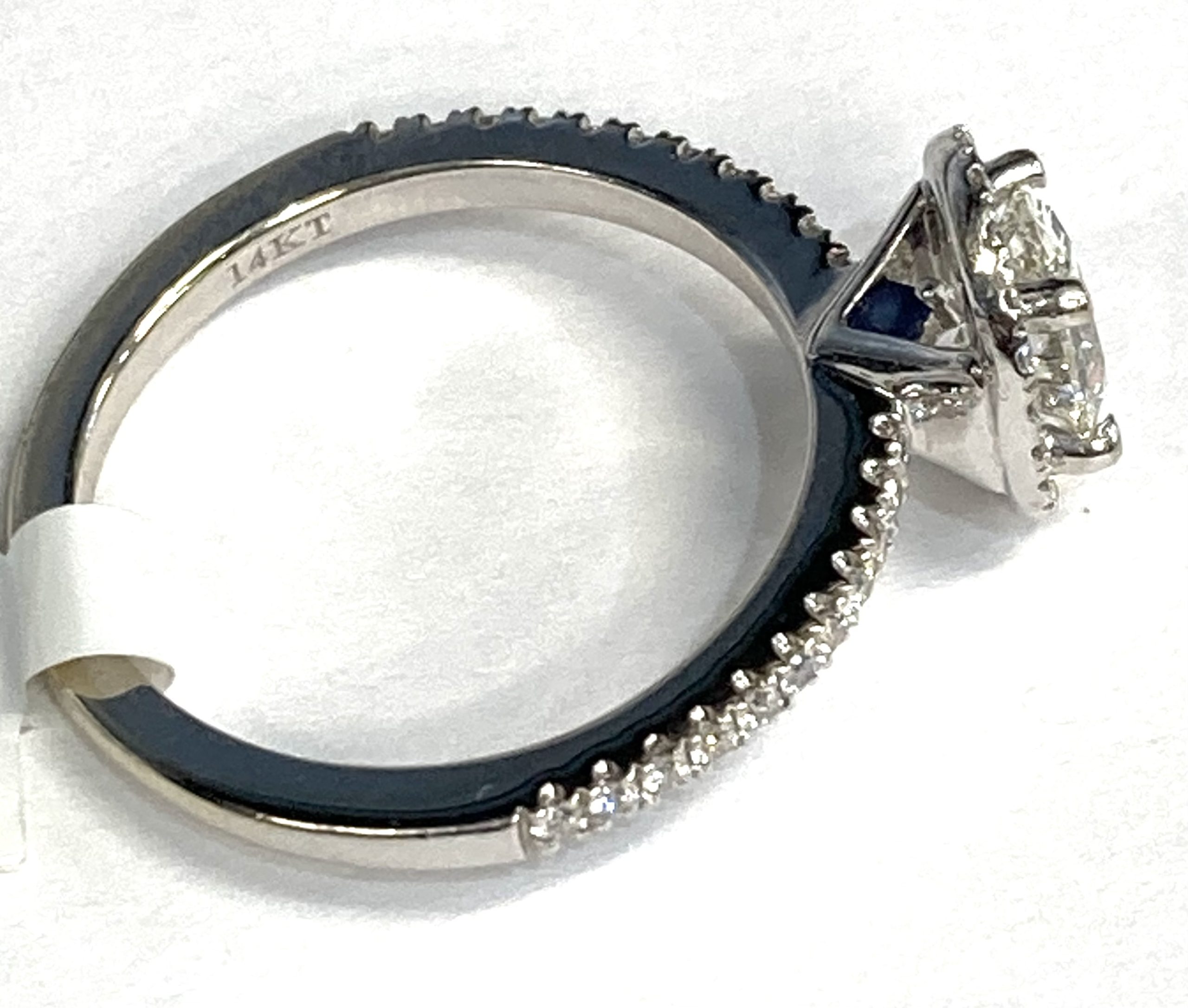 OVAL CUT HALO ENGAGEMENT RING - Image 2