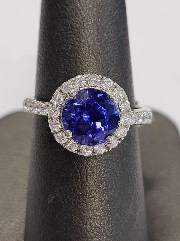 18K WG 2.45 CT ROUND TANZANITE, .62CT DIAMONDS, 3.02 TCTW, 2.9DWT