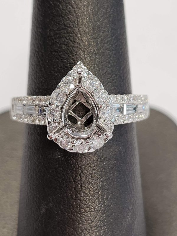 18K WG 1.14CT PEAR SEMI-MOUNT BAND. 3.2DWT