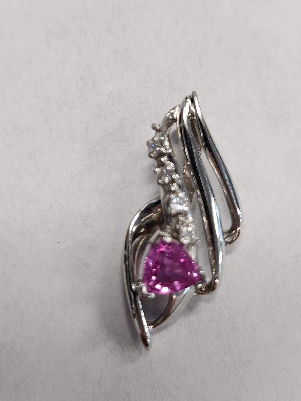 14K WG .54CT PINK SAPPHIRE WITH .08CTS DIAMOND ACCENT PENDANT. 1.3DWT