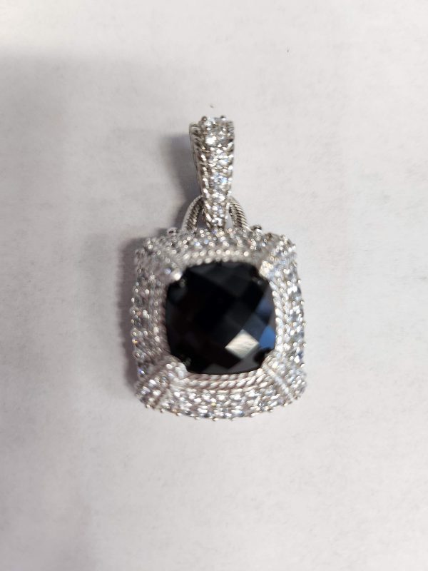 JUDITH RIPKA STERLING SILVER MILLGRAIN DETAIL ENHANCER PENDANT QUARTZ & BLACK ONYX PENDANT. 10.6G