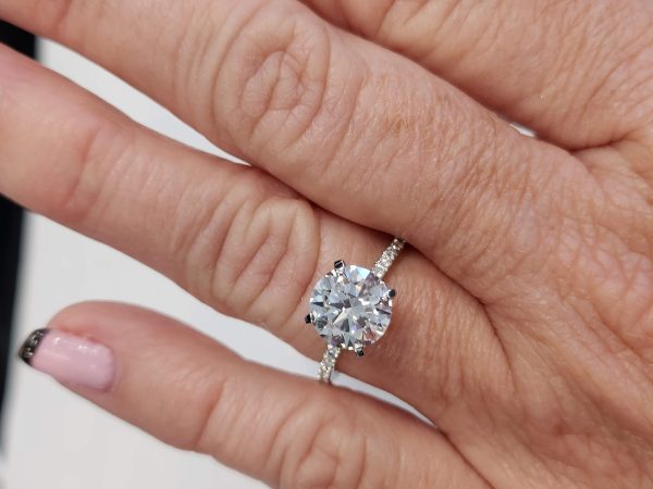 14K WG 2.23CT TW. 2.10CT CENTER LAB GROWN DIAMOND, WITH .23CT ACCENT DIAMONDS ON BAND. G-H, VS. IGI CERT #100708-759