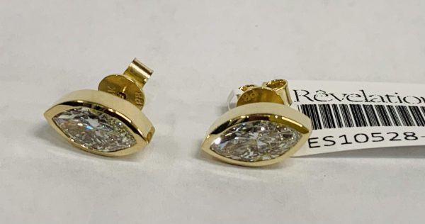 14K YELLOW GOLD BEZEL SOLITAIRE STUDS MARQUISE BRILLIANT CUT LAB GROWN DIAMONDS COLOR: E-F, CLARITY: VS,    2.06 TCW, 2.0 DWT. IGI# 35J162172405 COMES W/ CERT CARD
