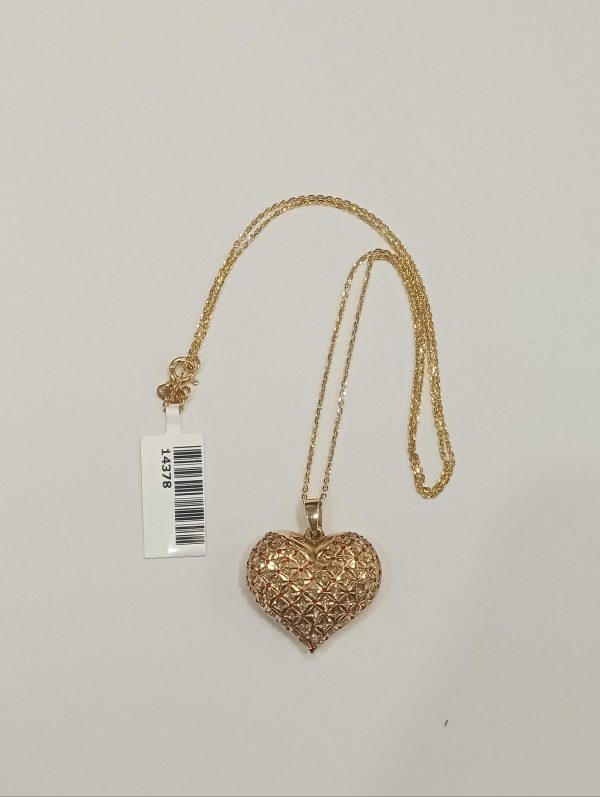 14K Y/G PUFFED DIAMOND CUT (HOLLOW) HEART PENDANT WITH RED ENAMEL DESIGN ON 18" CHAIN. 2.1 DWT