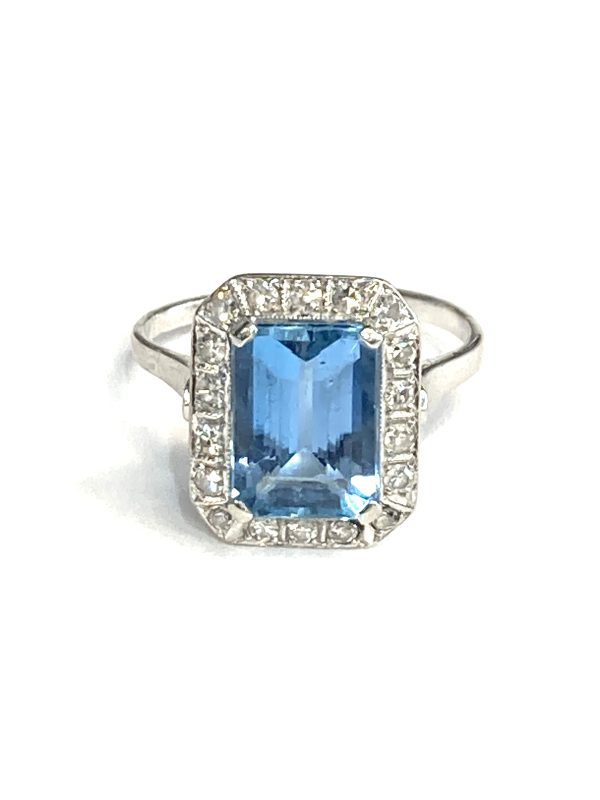 AQUAMARINE EMERALD CUT RING