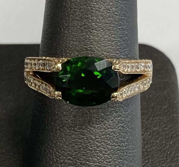 14K YELLOW GOLD TOURMALINE & DIAMOND RING. DOUBLE SHANK W/ 78 PTS OF DIAMONDS, TOURMALINE 10MM x 8MM x 6MM, 3.5 DWT, SIZE 7